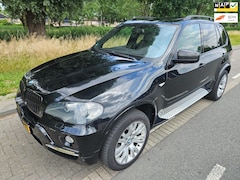 BMW X5 - XDrive48i v8 7 persoons panorama navi leer xenon zwart nap