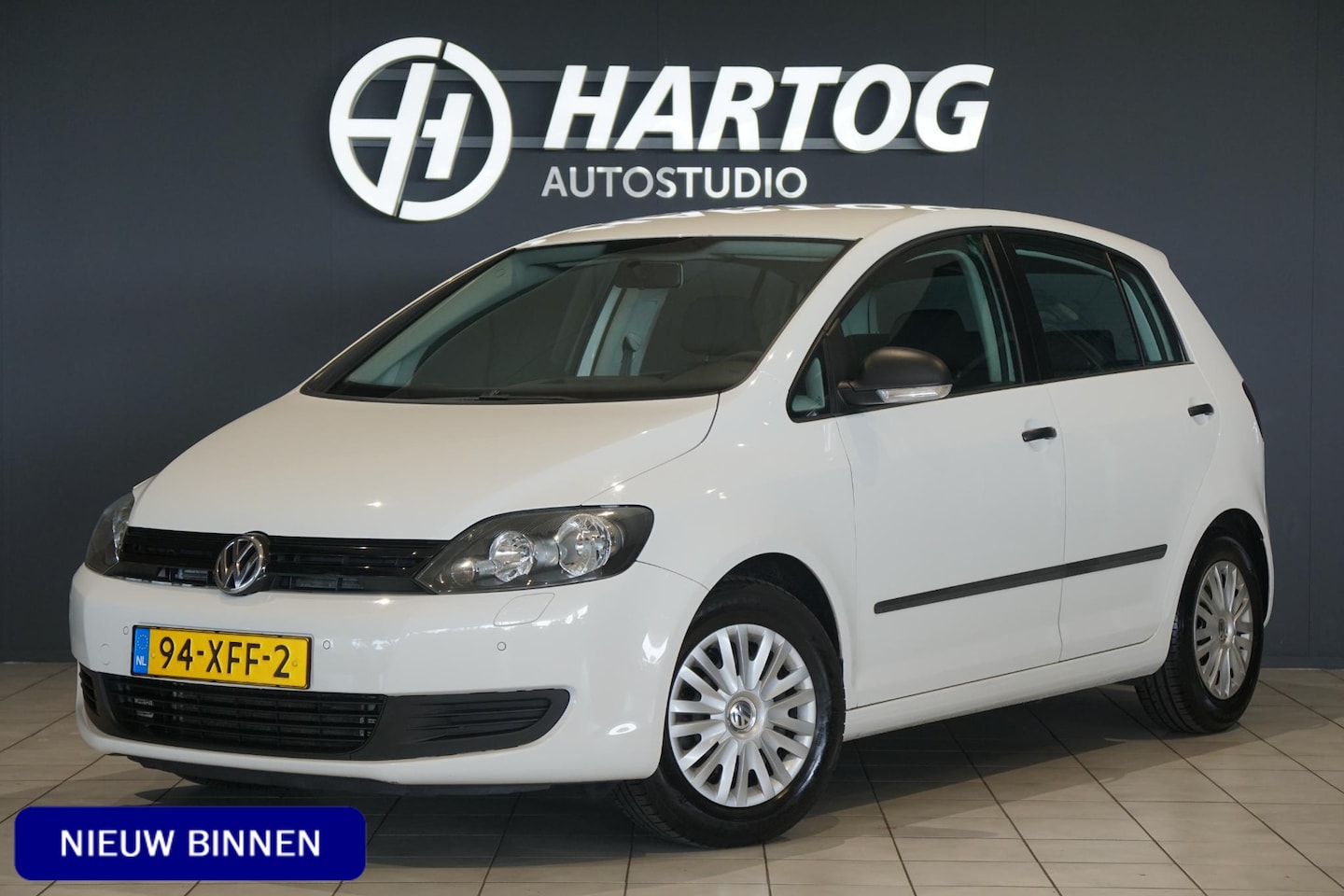 Volkswagen Golf Plus - 1.2 TSI Trendline BlueMotion + PARKEERSENSOREN / APPLE CARPLAY / CRUISE CONTROL - AutoWereld.nl