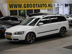Volvo V50 - 2.4 Airco, Cruise control, Stuurbekrachtiging