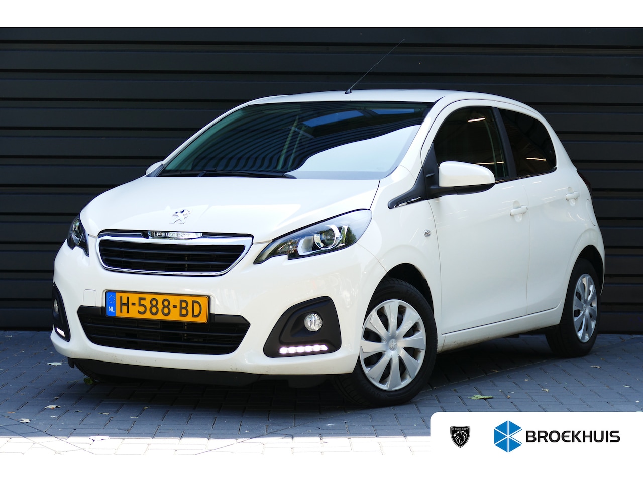 Peugeot 108 - 1.0 E-VTI 72PK ACTIVE / AIRCO / LED / BLUETOOTH / 1E EIGENAAR / SCHITTERENDE STAAT !! - AutoWereld.nl