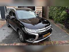 Mitsubishi Outlander - 2.0 Instyle 7-zit Leder Trekhaak Schuifdak Xenon