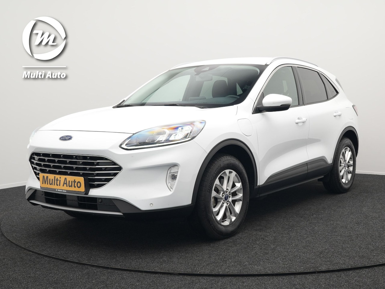 Ford Kuga - 2.5 Titanium Plug In Hybrid 225pk PHEV | Camera | B&O Sound |  Apple Carplay | Stuur & Sto - AutoWereld.nl