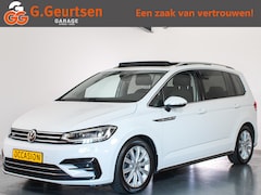 Volkswagen Touran - 1.4 TSI Highline R-line, 7-Persoons, Panoramadak, LED koplampen, Apple CarPlay, Achteruitr
