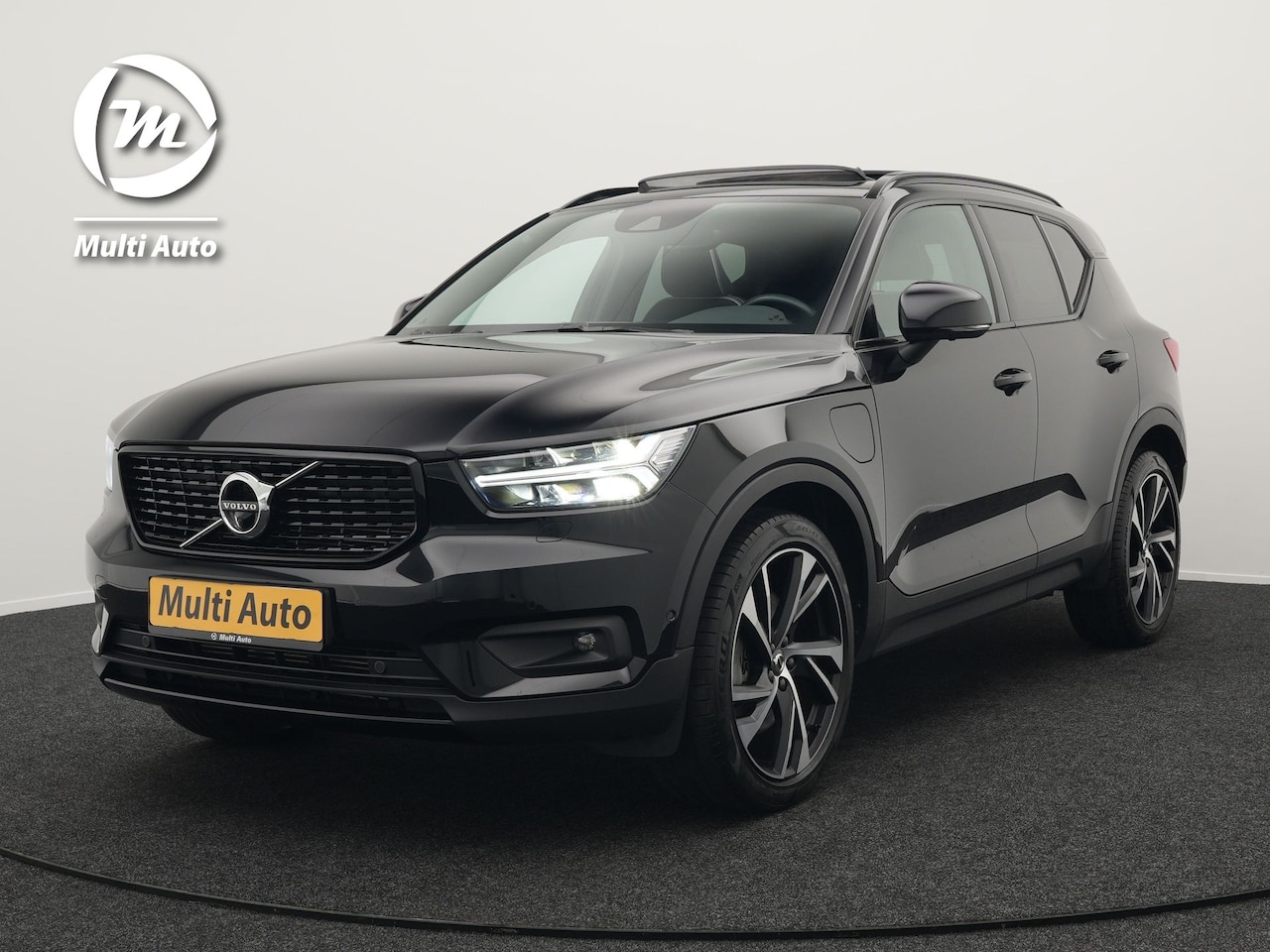 Volvo XC40 - T5 Recharge R-Design Plug In Hybrid 261pk Dealer O.H. PHEV | Panodak | Alcantara Sportstoe - AutoWereld.nl