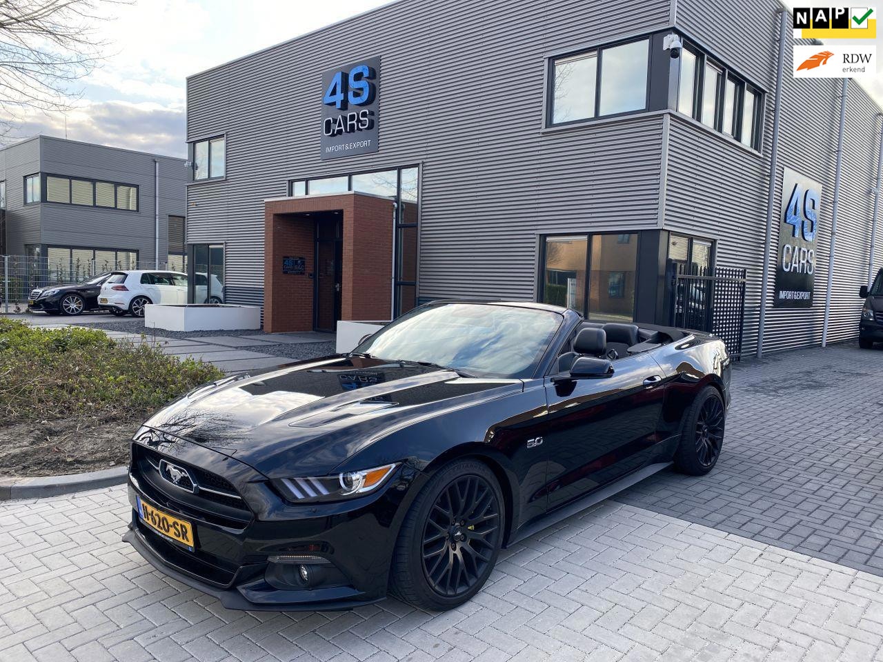 Ford Mustang - GT 5.0 V8 CABRIO AUTO 50TH ANNIVERSARY AUTOMAAT VOL! - AutoWereld.nl