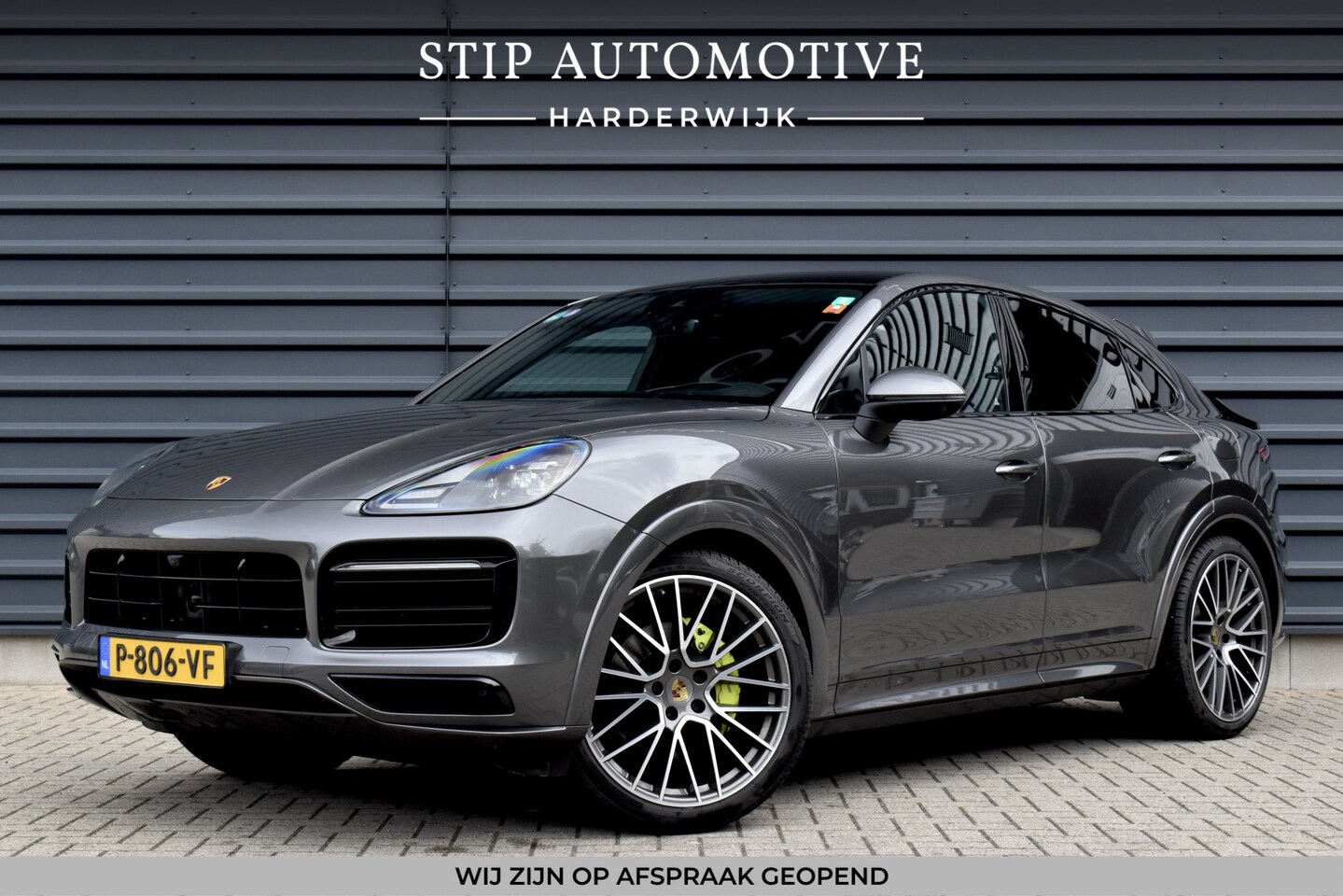 Porsche Cayenne Coupé - (8-7 beschikbaar) 3.0 E-Hybrid 462pk Sport Design | Panoramadak | 22'' Velgen | ACC | Head - AutoWereld.nl