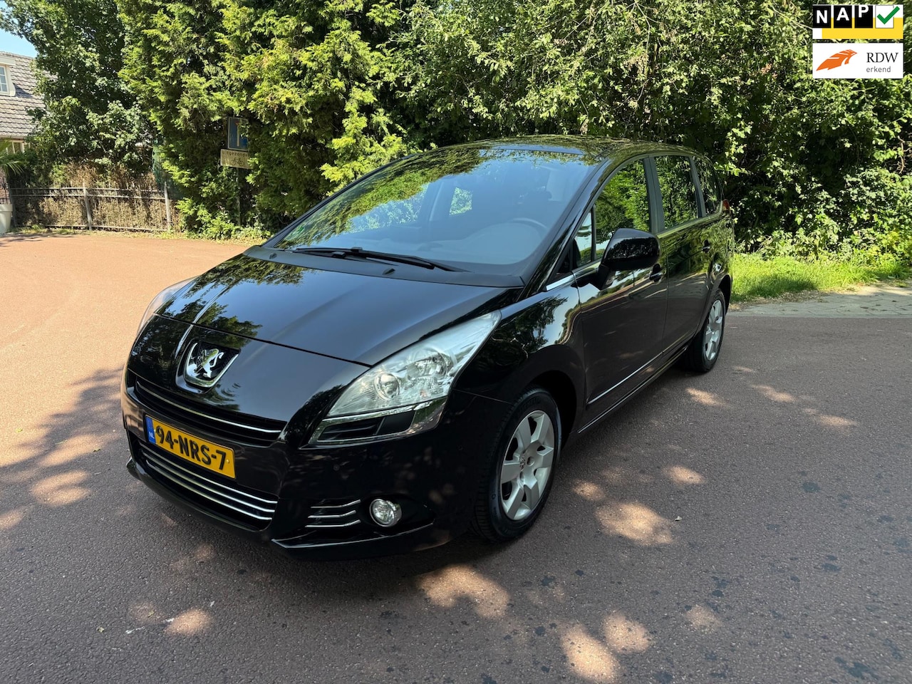 Peugeot 5008 - 1.6 THP ST 5p. / Navi / Pano / Automaat / Leder - AutoWereld.nl