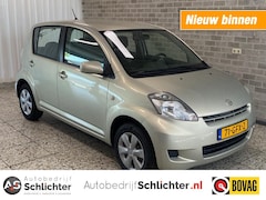 Daihatsu Sirion - 1.0 Premium El. ramen/ C.V./Radio-CD/ Slechts 63.500 KM