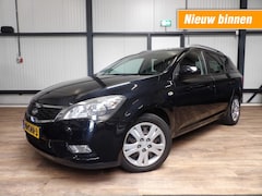 Kia Cee'd Sporty Wagon - Ceed 1.4 - navigatie - airco - nette staat