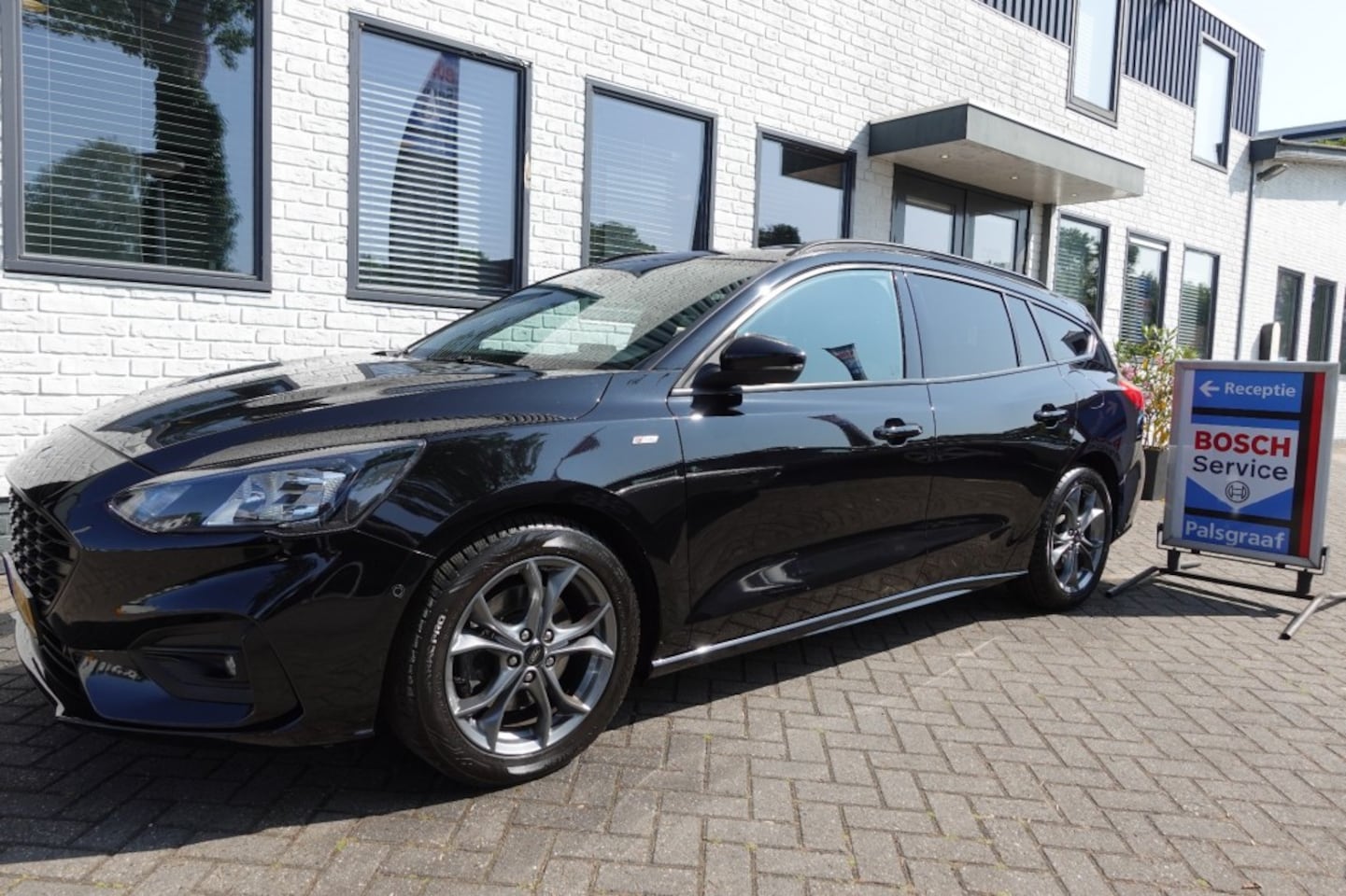 Ford Focus - 1.0 EBH ST L. XBNS - AutoWereld.nl