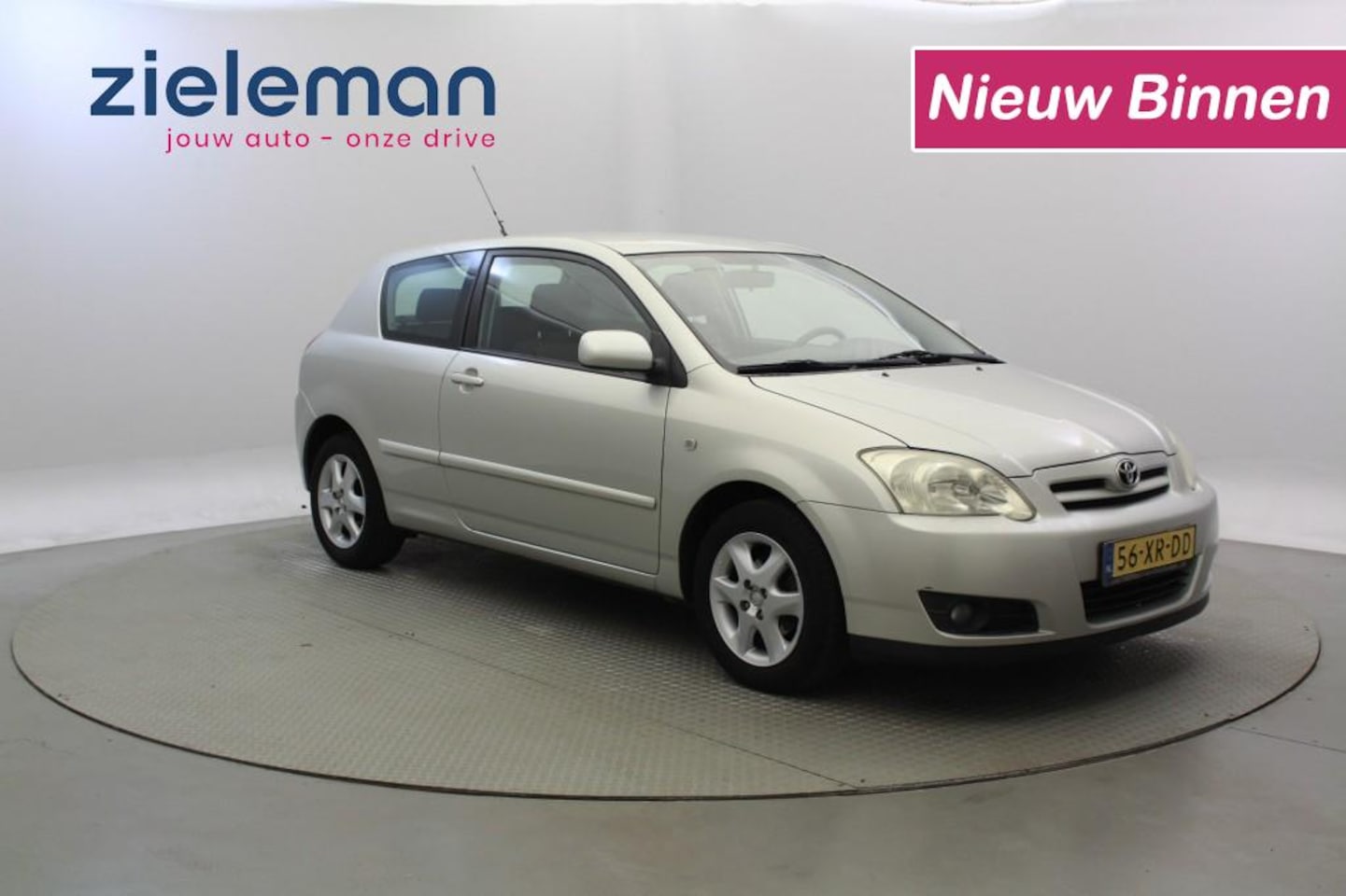 Toyota Corolla - 1.6 VVT-i Anniversary - Airco, Trekhaak - AutoWereld.nl