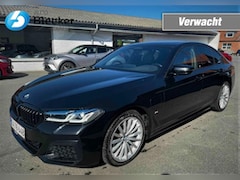 BMW 5-serie - 545e 394Pk X Drive M-Sport Plug in Hybrid HUD Laser Luchtvering Soft close