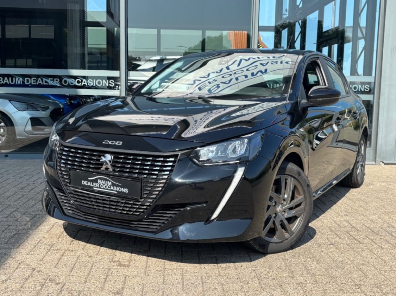 Peugeot 208 - 1.2 PURETECH ACTIVE AUTOMAAT NAVI LMV PDC - AutoWereld.nl