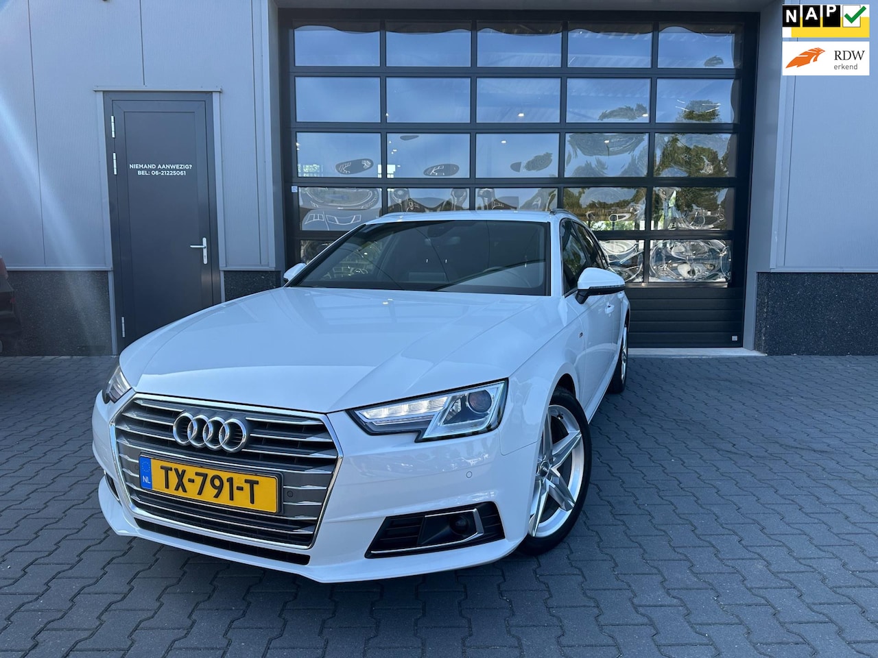 Audi A4 Avant - 2.0 TFSI MHEV Sport S line black edition 2.0 TFSI MHEV Sport S line black edition - AutoWereld.nl