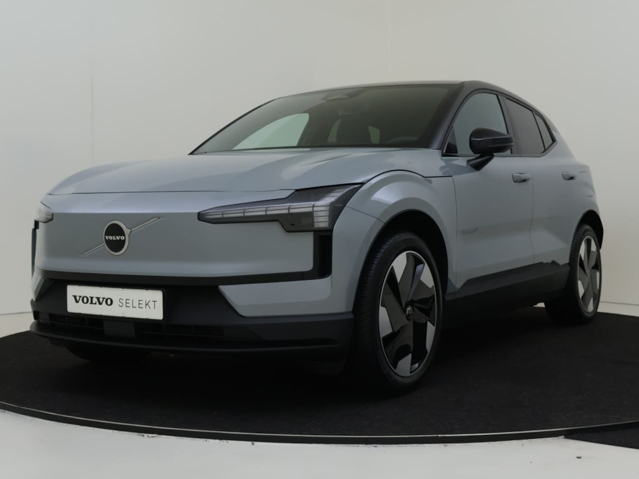 Volvo EX30 - Extended Plus 69 kWh - AutoWereld.nl