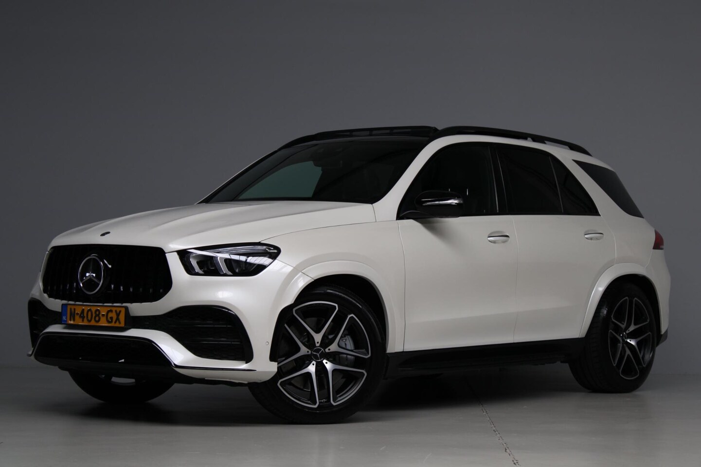 Mercedes-Benz GLE-Klasse - AMG 53 4MATIC+ Premium Plus | panoramadak | burmester | head-up | keyless | sportuitlaat | - AutoWereld.nl