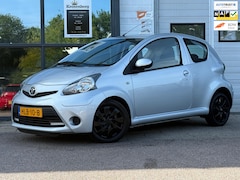 Toyota Aygo - 1.0 VVT-i Access, NAP, AIRCO, APK