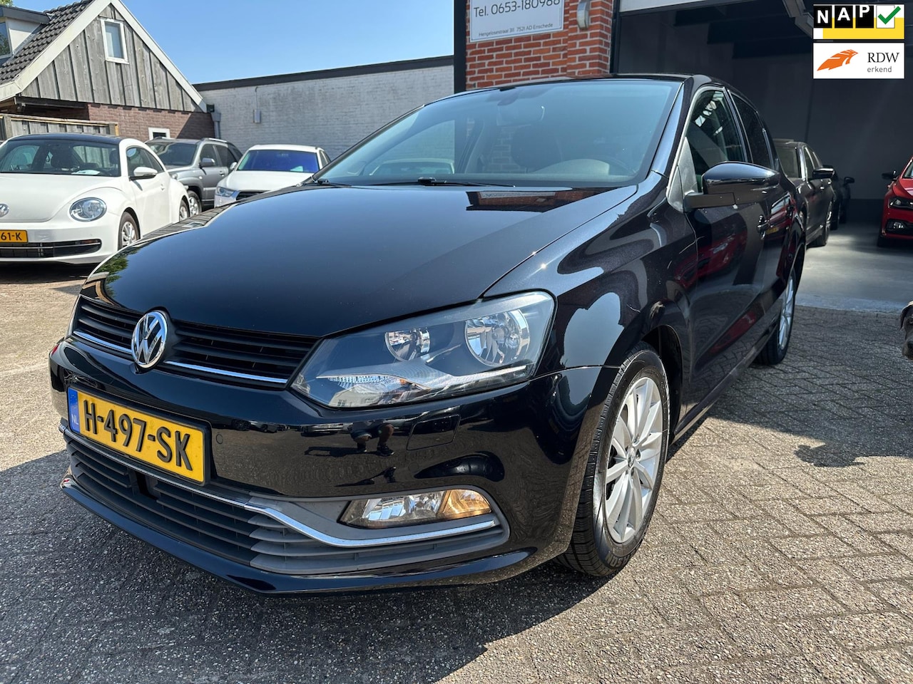 Volkswagen Polo - 1.2 TSI Highline AUTOMAAT-CLIMA-CRUISE-PDC - AutoWereld.nl