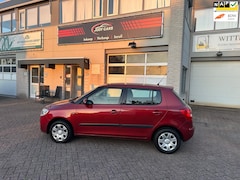 Skoda Fabia - 1.6-16V Ambiente