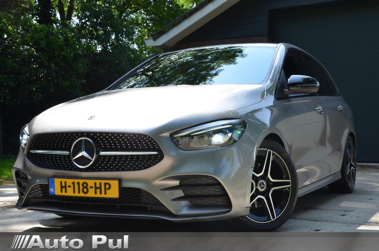 Mercedes-Benz B-klasse - 180 Business Solution AMG Automaat/Led/Navi/Pdc/Ecc/Stoelverwarming/Cr-Controle/Privacy-Gl - AutoWereld.nl