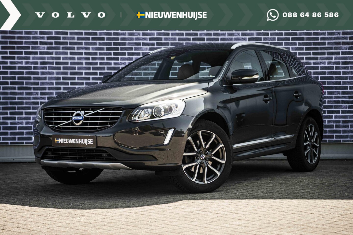 Volvo XC60 - 2.0 D4 FWD Summum | Nieuwe distributieriem | Panorama dak | Trekhaak | Elektrisch verstelb - AutoWereld.nl
