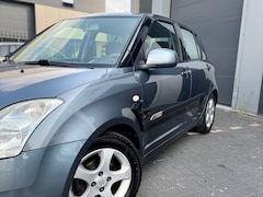 Suzuki Swift - 1.3 Shogun