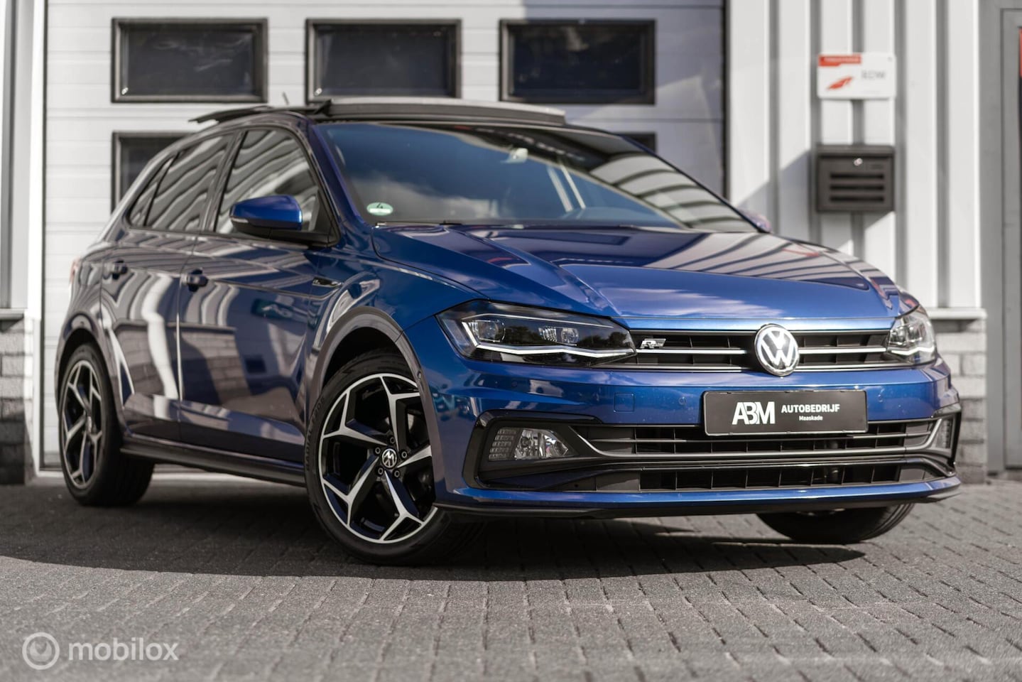 Volkswagen Polo - 1.0 TSI DSG R-LINE PANO VIRTUAL ACC NAVI CAM - AutoWereld.nl