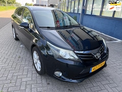 Toyota Avensis Wagon - 1.8 VVTi Business (( leder/ stoelverw/ bomvol )))