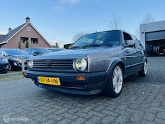Volkswagen Golf - de ultieme sleeper Golf 3.2 R32 motor 270 PK op kenteken