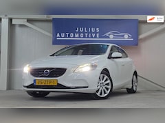 Volvo V40 - 1.6 D2 Summum Volledig Onderhouden Premium Audio Leer Camera Navi