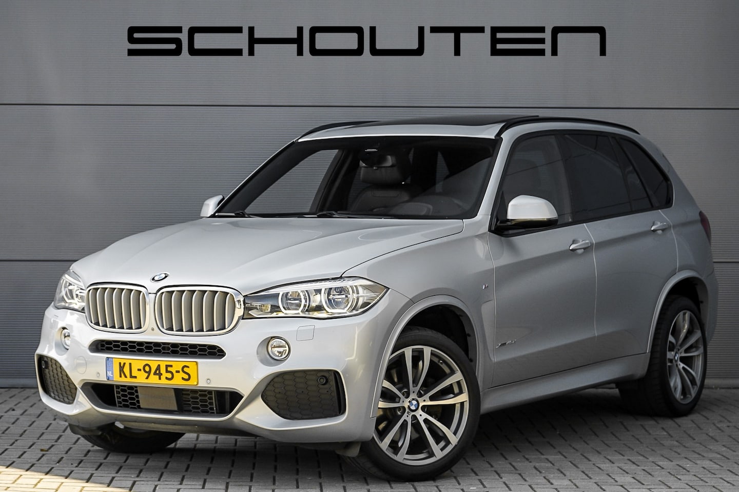 BMW X5 - xDrive40d High Ex 7p 313PK Pano H/K CarPlay Trekhaak 20" - AutoWereld.nl