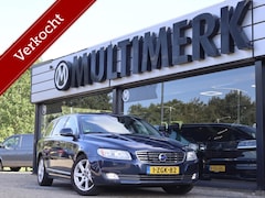 Volvo V70 - D2 Nordic+ Automaat, Leder, Standkachel, Trekhaak