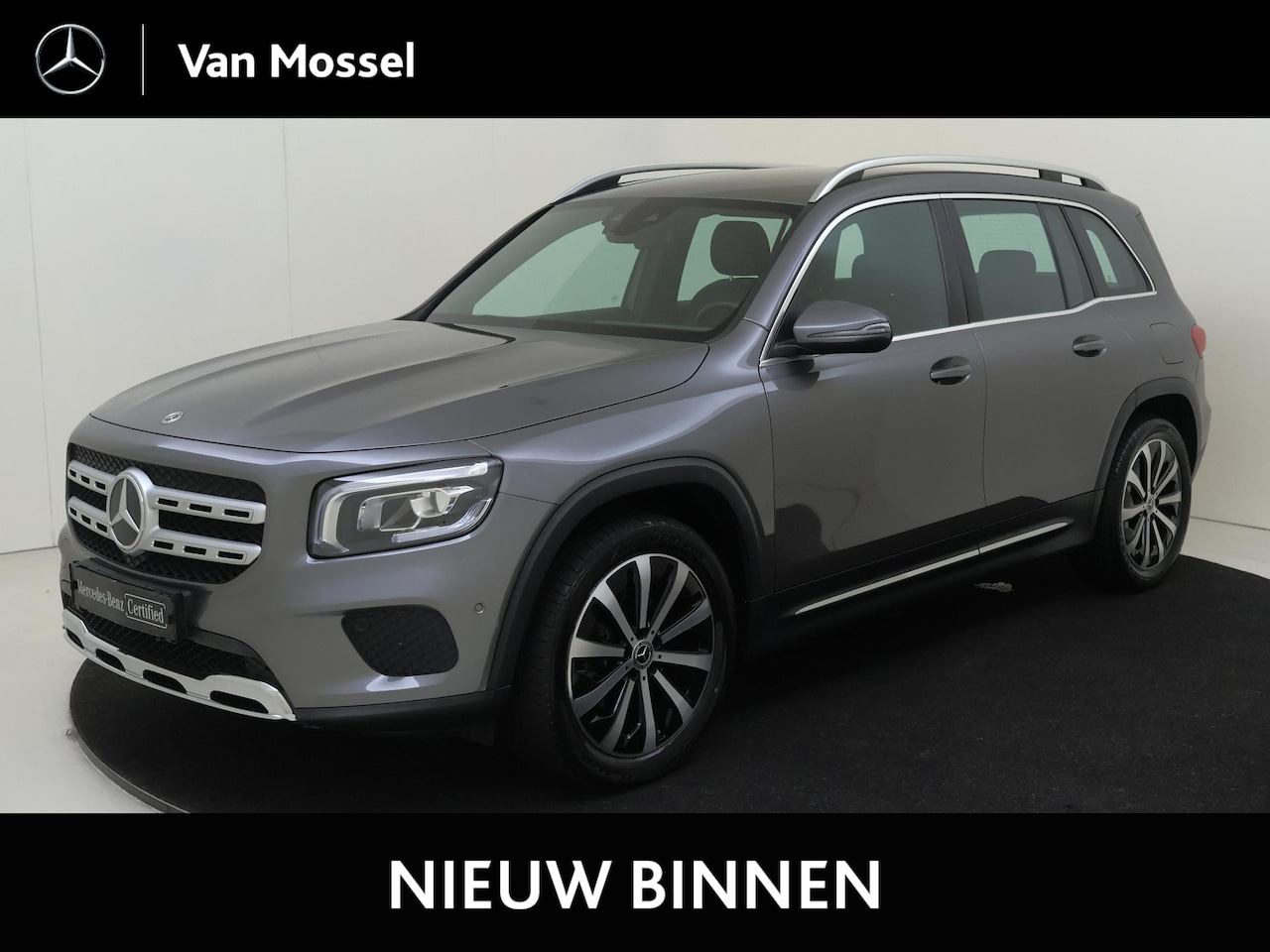 Mercedes-Benz GLB - 200 Luxury-Line / Stoelverwarming / Achteruitrijcamera / Trekhaak / - AutoWereld.nl