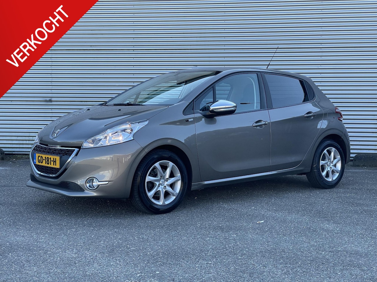 Peugeot 208 - 1.2 PureTech Style 1.2 PureTech Style - AutoWereld.nl