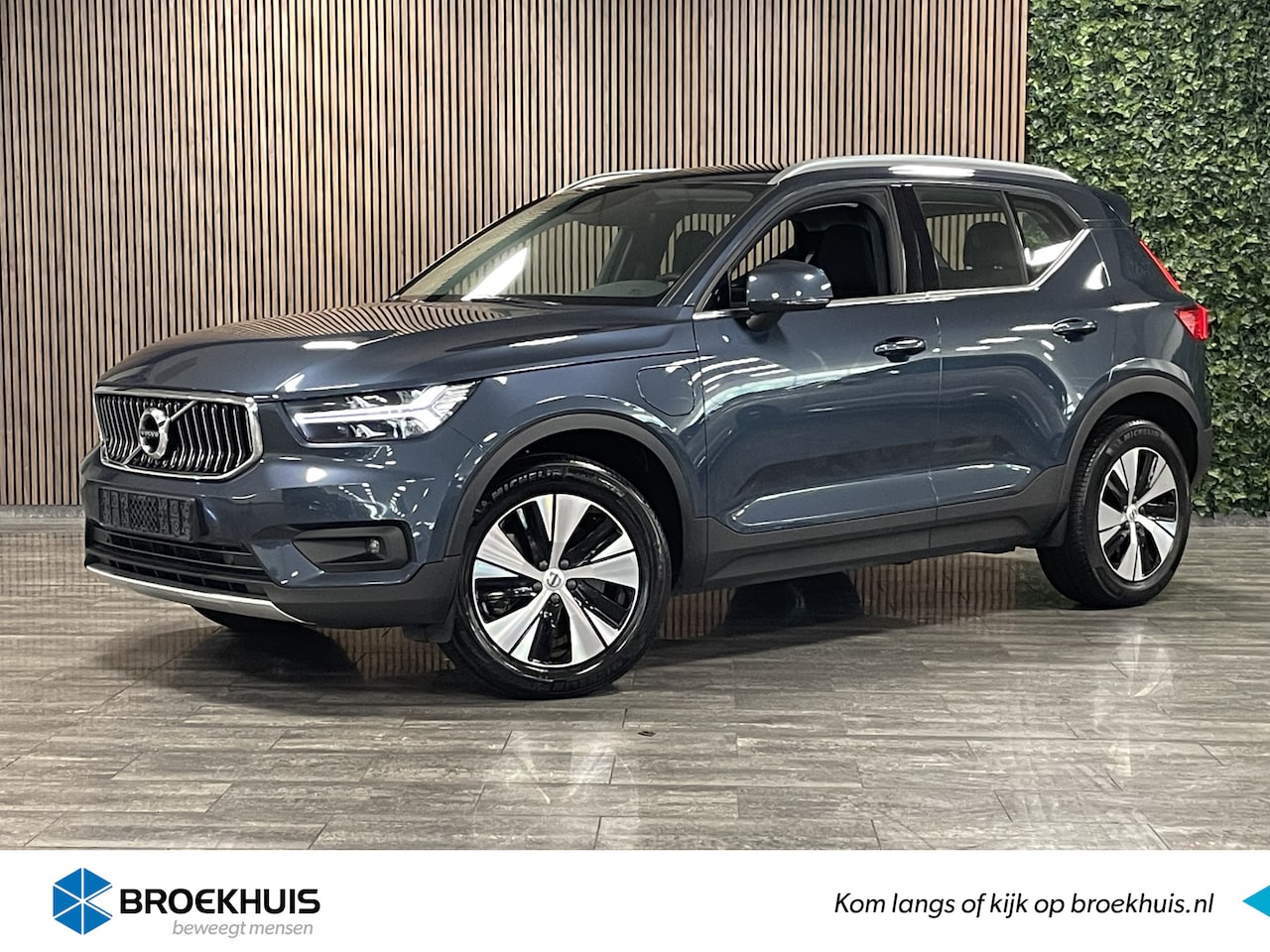 Volvo XC40 - T5 Recharge Inscription | Parkeercamera | BLIS Dode Hoek Detectie | Standkachel met Volvo - AutoWereld.nl