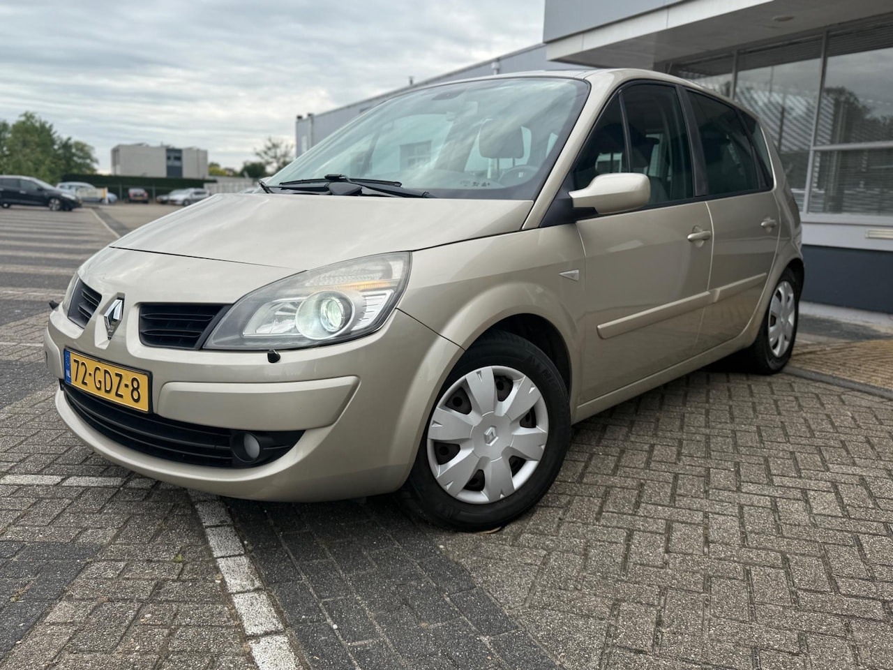 Renault Scénic - 2.0-16V Business Line | LPG G3 | Panorama | Xenon | - AutoWereld.nl