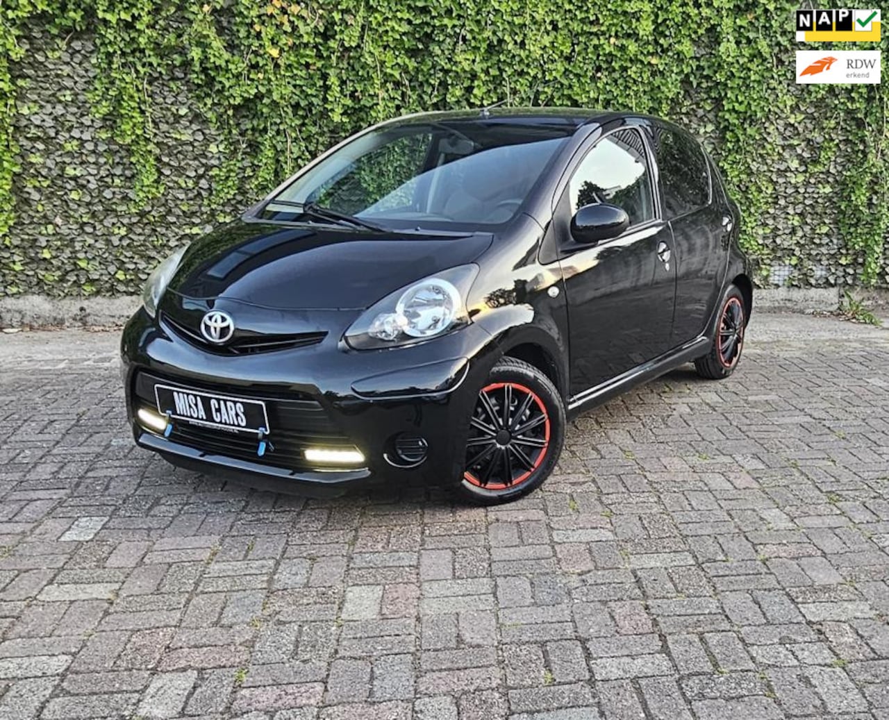 Toyota Aygo - 1.0 VVT-i Aspiration Airco Elektrische Ramen Bluetooth Inc NW APK - AutoWereld.nl