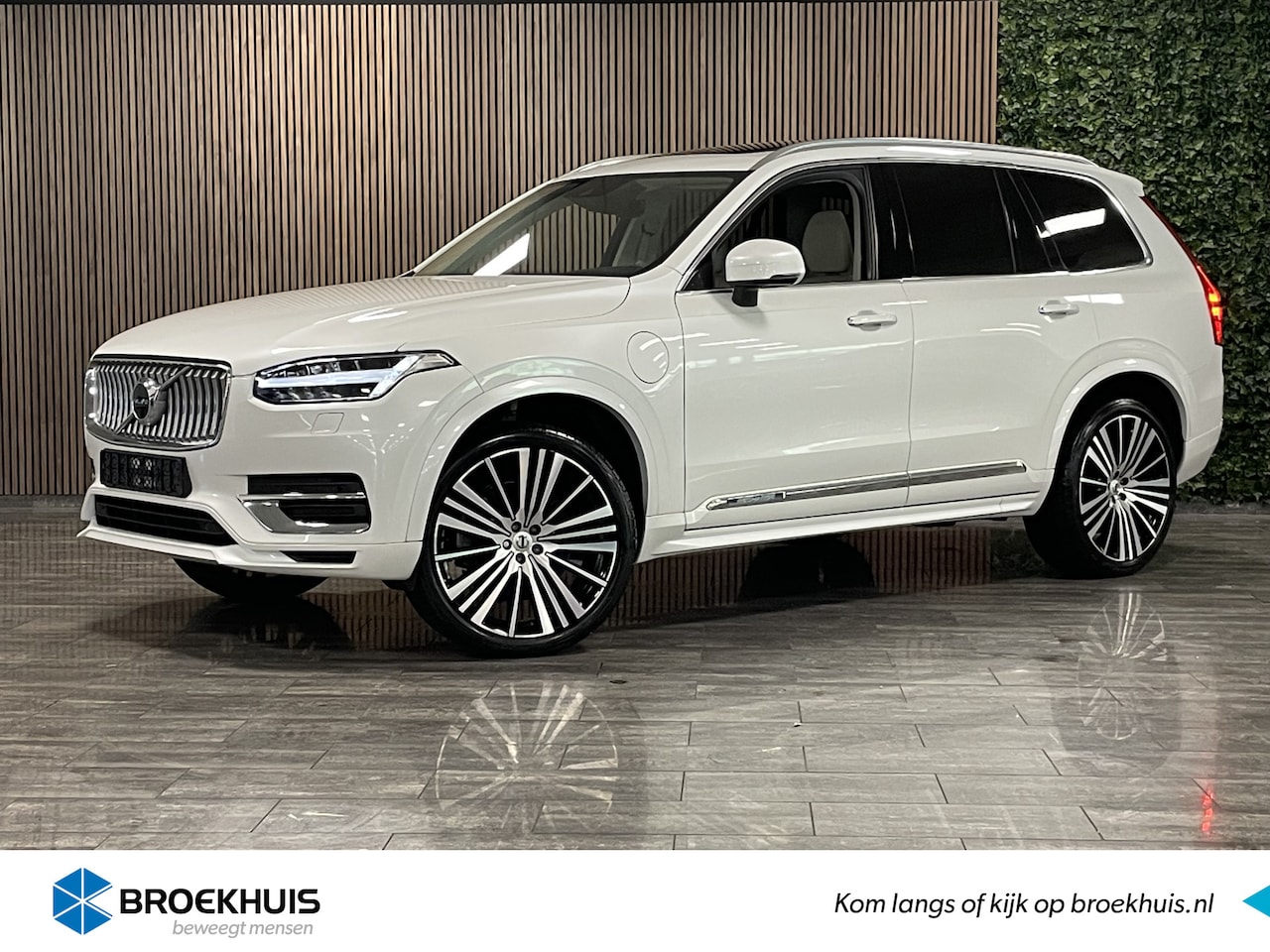 Volvo XC90 - T8 AWD Recharge Inscription Long Range | Trekhaak | 360° Camera | Harman Kardon | Crystal - AutoWereld.nl