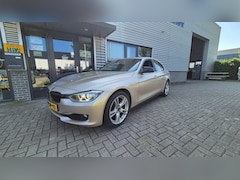 BMW 3-serie - 320i EffiicientDynamics Edition Executive LEDER NAVI ACC PDC