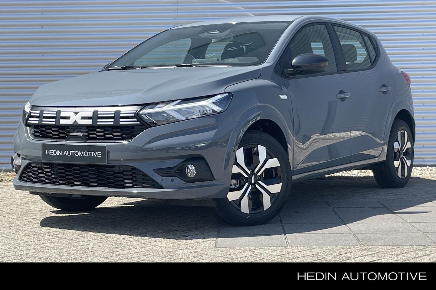 Dacia Sandero - 1.0 TCe 100 ECO-G Journey Pack Comfort | Verwarmbare voorstoelen | MediaNav Apple Carplay - AutoWereld.nl