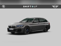 BMW 5-serie Touring - 540i xDrive M-Sport | Panoramadak | Head Up | Laser