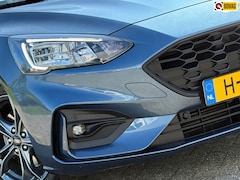 Ford Focus Wagon - 1.5 182PK ST Line Business | Performance Blue | 1700KG Trekgewicht/NAV/Carplay/Clima/LED