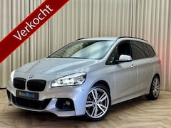 BMW 2-serie Gran Tourer - 220i *M-Sport* Leder / Afn. trekhaak / LED / Navigatie / Cruise Control / ECC Clima / 17''