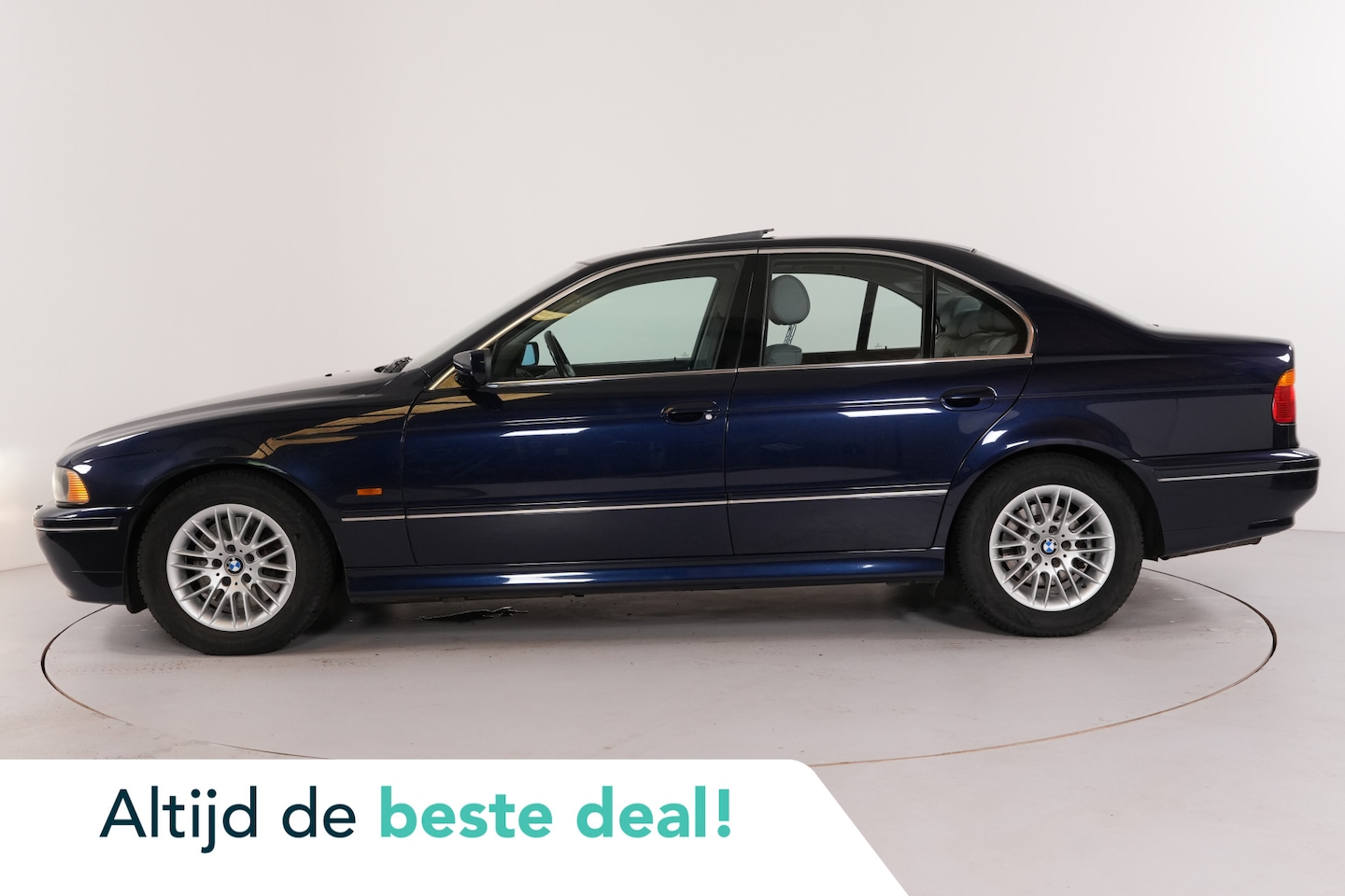 BMW 5-serie - 535i Lifestyle Executive | Xenon | Schf/kantel | Zeer mooi! | - AutoWereld.nl