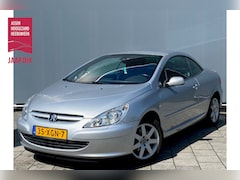 Peugeot 307 CC - BWJ 2004 | 2.0-16V 136PK AUTOMAAT | CLIMA | CRUISE | LEER | SPORTSTOELEN | PDC | STOELVERW