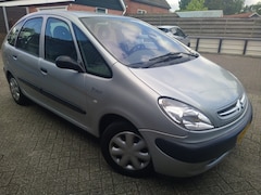 Citroën Xsara Picasso - 1.8i-16V Plaisir