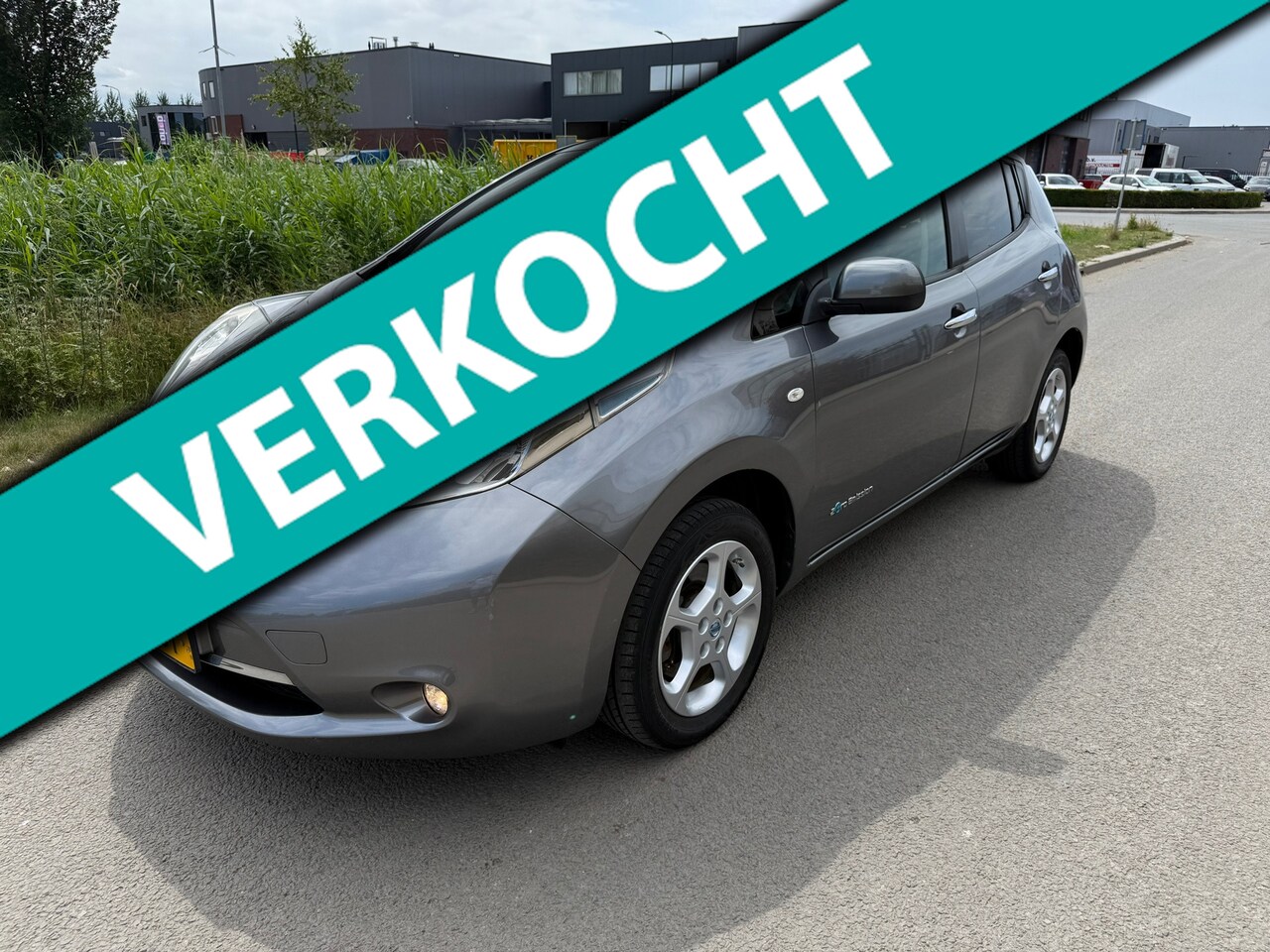 Nissan LEAF - Acenta inclusief accu24 kWh 2014/ORG NL/NAVIAGTIE/KEYLESS/CAMERA/DEALER AUTO,, RIJDT EN SC - AutoWereld.nl