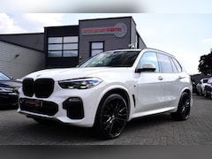 BMW X5 - XDrive40i High Executive | HuD | Panorama | Luxe Leder | Camera | LED | Sfeerverlichting |