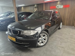 BMW 1-serie - 116i High Executive / Navigatie / Airco