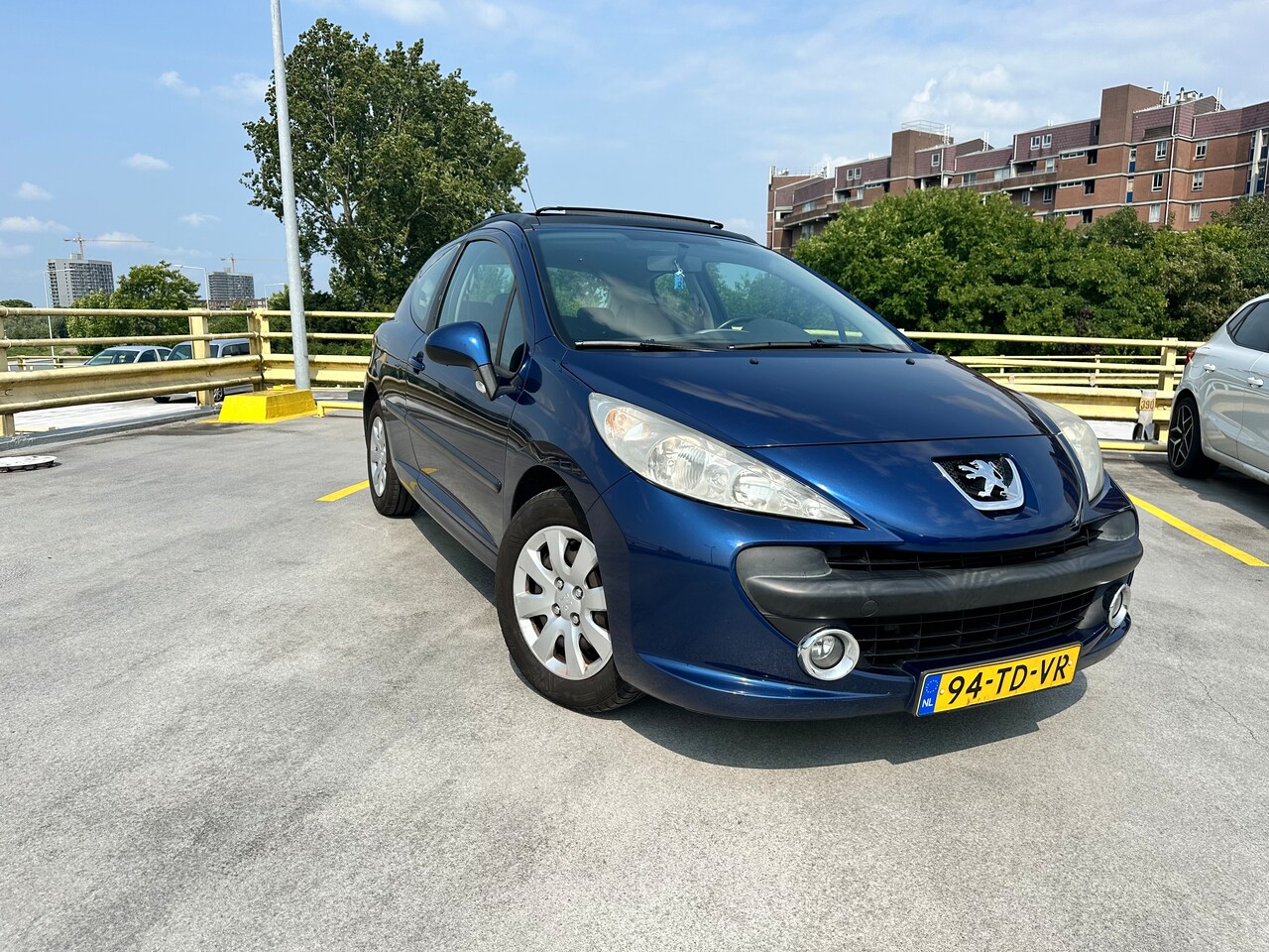 Peugeot 207 - 1.4-16V XS - AutoWereld.nl